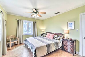 4 Schlafzimmer, Schreibtisch, WLAN, Bettwäsche