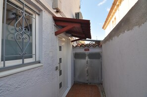 تفاصيل الفندق من الخارج