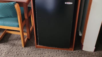 1 bedroom, in-room safe, desk, iron/ironing board