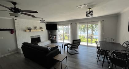 Georgia Lake House Retreat