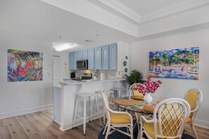 Dining area overlooking kitchen