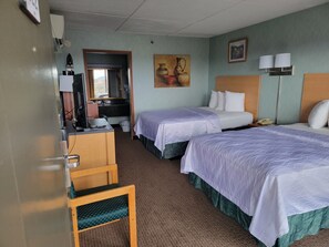 1 bedroom, iron/ironing board, WiFi, bed sheets - Downtown Inn #3 - Double Room (Asheville)