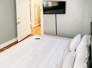 2 Schlafzimmer, Bügeleisen/Bügelbrett, WLAN, Bettwäsche