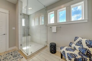 Hair dryer, towels