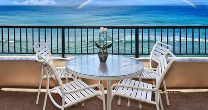 Direct Oceanfront Studio with 180 Degrees Ocean View in Maui Kaanapali Beach