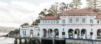 Bright & Peaceful Top-Floor Retreat with Harbour Views