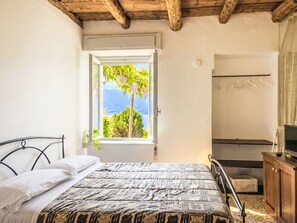 3 bedrooms, WiFi