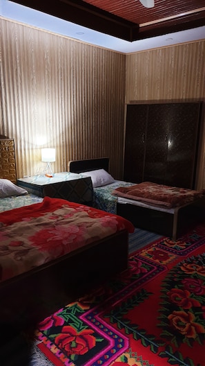9 bedrooms, iron/ironing board, free WiFi, bed sheets