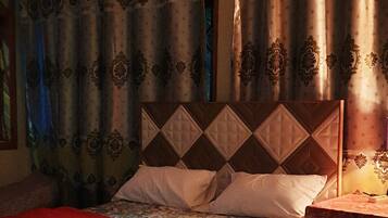 9 slaapkamers, een strijkplank/strijkijzer, gratis wifi, beddengoed