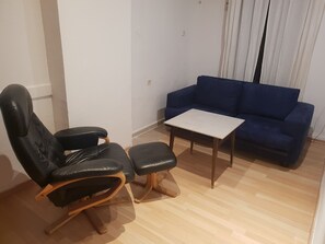 Standard Apartment | Ruang tamu