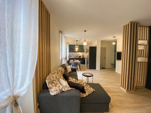 A pied-à-terre at the gateway to the Pyrenees National Park and major sites