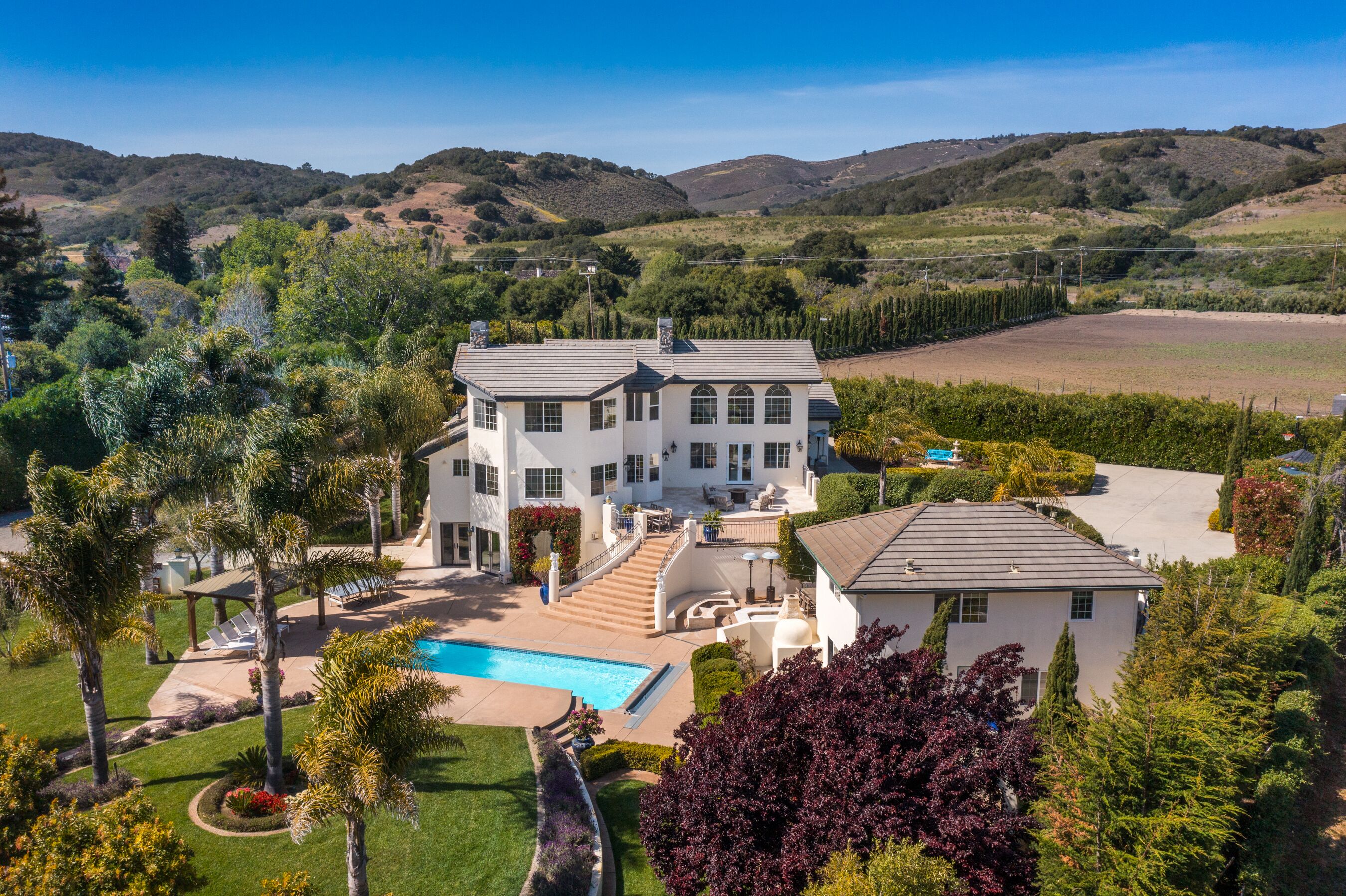 LX30 CARMEL LARGE VILLA GREAT FOR LARGE GATHERINGS