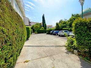 Property grounds - 1 Bedroom Apartment in Cannes (Cannes)