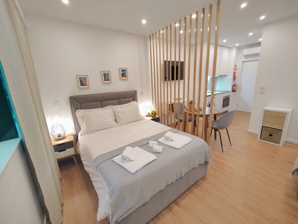 1 bedroom, desk, iron/ironing board, free WiFi