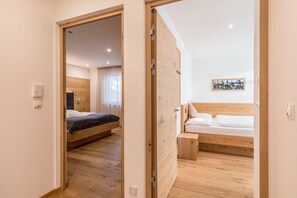 3 quartos, Wi-Fi de cortesia, roupa de cama