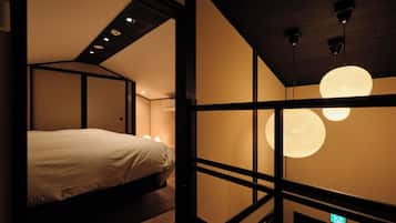 Villa | 2 bedrooms, down duvets, pillow-top beds, blackout curtains