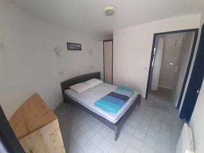 3 bedrooms
