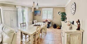 تناول الطعام