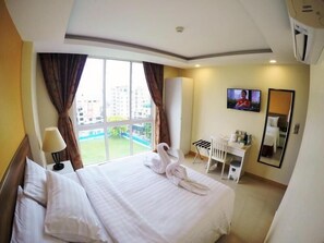 書桌、熨斗/熨衣板、免費無線上網、床單