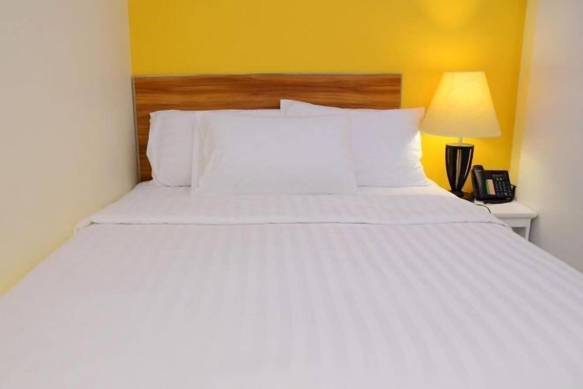 Desk, iron/ironing board, free WiFi, bed sheets