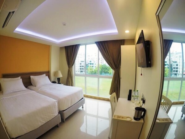 Deluxe Twin Room, 2 Single Beds, City View