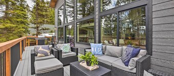 Family-Friendly Cabin: Pool Access, Bikes & Games
