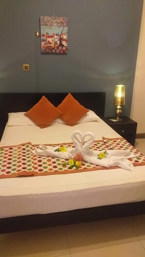 2 Schlafzimmer, Bügeleisen/Bügelbrett, WLAN, Bettwäsche
