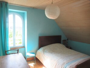 5 soverom, strykejern/-brett, wi-fi (inkludert) og sengetøy