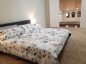 4 slaapkamers, een bureau, gratis wifi, beddengoed