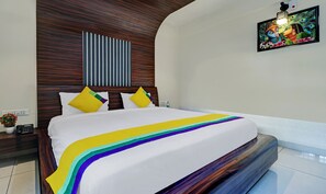 Standard dubbelrum | Skrivbord och strykjÀrn/strykbrÀda