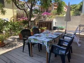 Outdoor dining - House (Trinità d'Agultu)