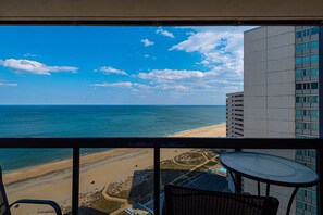 Property grounds - Beautiful, oceanfront 3 Bedroom, 3 Bathroom condo featuring both Ocean and Bay side views, with an indoor and outdoor pool. Enjoy the view of sunsets ! (Ocean City)