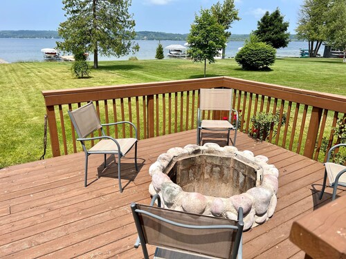 Beautiful spot on Lake Leelanau, 4-bedrooms, includes dock and kayaks.