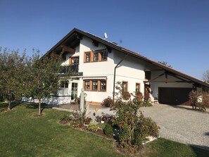 Exterior - Spacious, idyllic vacation apartment with 2 balconies (Mauth)