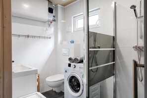 Douche, serviettes fournies