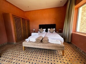 5 chambres, fer et planche Ă repasser, lit parapluie, Wi-Fi gratuit