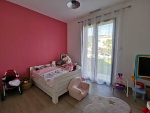4 chambres, Wi-Fi, draps fournis