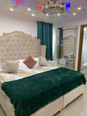 3 bedrooms, iron/ironing board, free WiFi, bed sheets