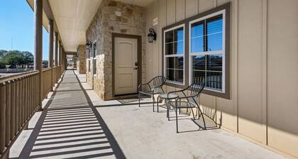 Walk to Gruene Hall and Shops! Dance the night away!