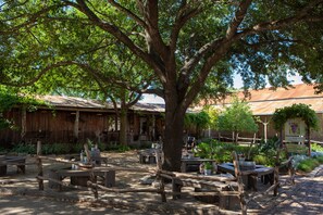 Apartamento, 2 habitaciones | Restaurante al aire libre