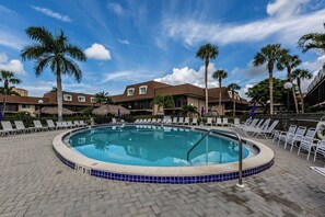 Immagine non classificata, 2 di 14, pulsante