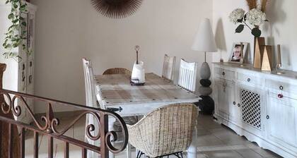 Lovely village house with a warm, festive character, just for you.