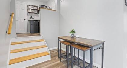 Housepitality - The Restful Studio - Cozy