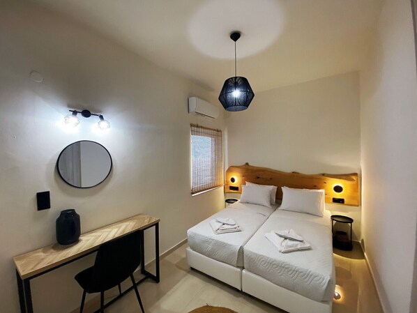 2 bedrooms, in-room safe, iron/ironing board, free WiFi