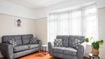 Cottage | Ruang keluarga