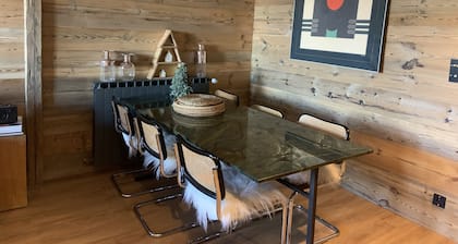 4 Bedroom Apartment in Uvernet-Fours