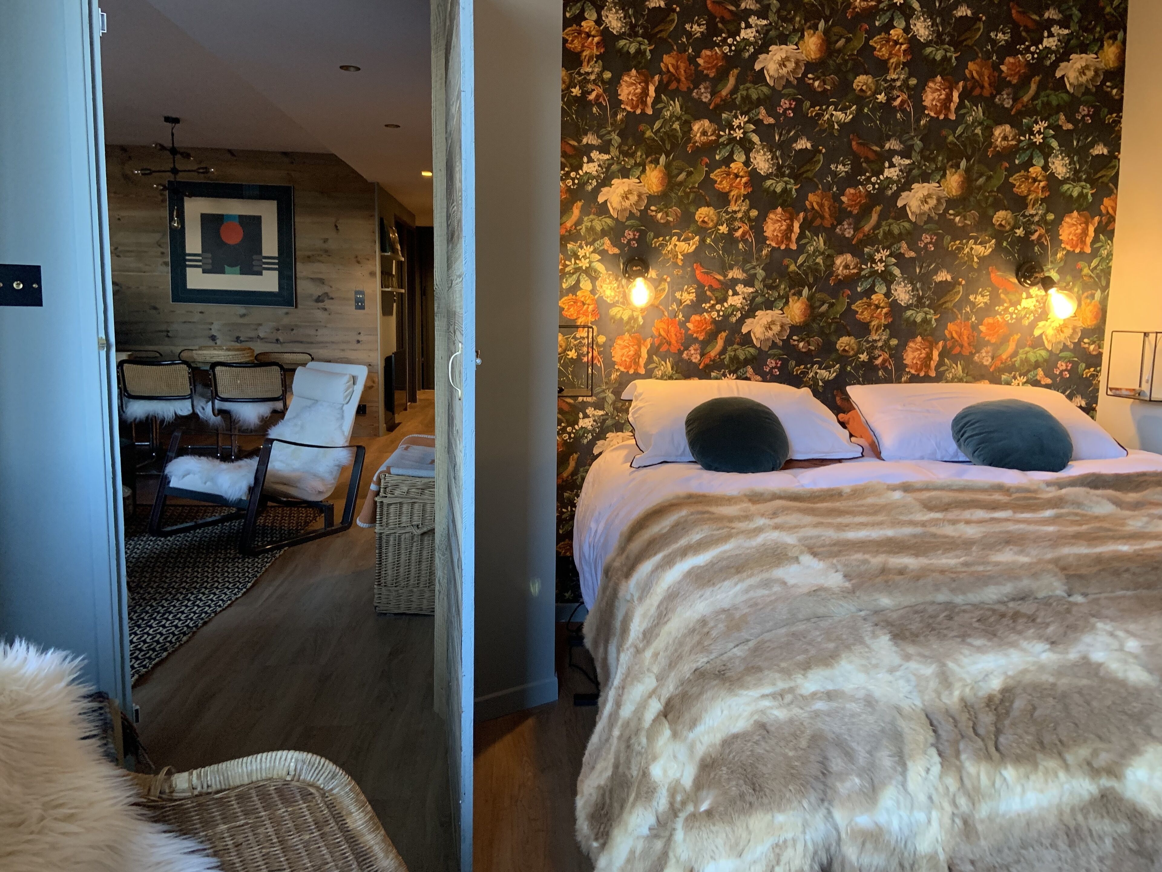 4 chambres, fer et planche à repasser, draps fournis