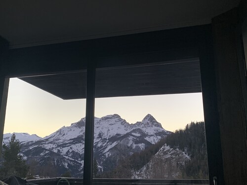 4 Bedroom Apartment in Uvernet-Fours