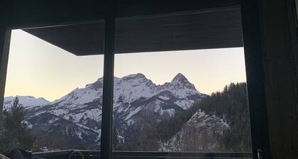 4 Bedroom Apartment in Uvernet-Fours