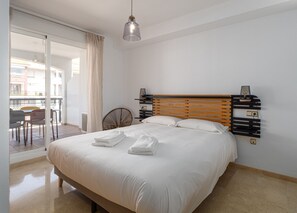 2 Schlafzimmer, Bügeleisen/Bügelbrett, kostenloses WLAN